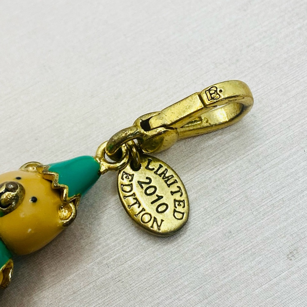Juicy Couture Limited Edition 2010 Holiday 3-Dimensionally Teddy Bear Elf Charm - Picture 6 of 9